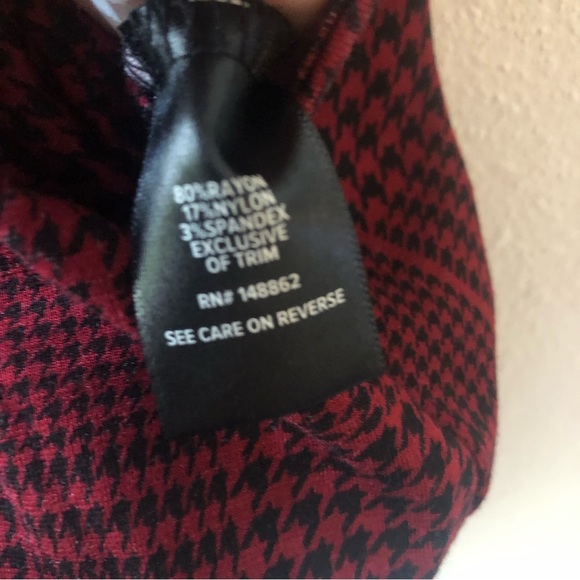 NWT Torrid Houndstooth Premium Ponte Culotte Jumpsuit in Red Plaid 3X - Picture 11 of 11